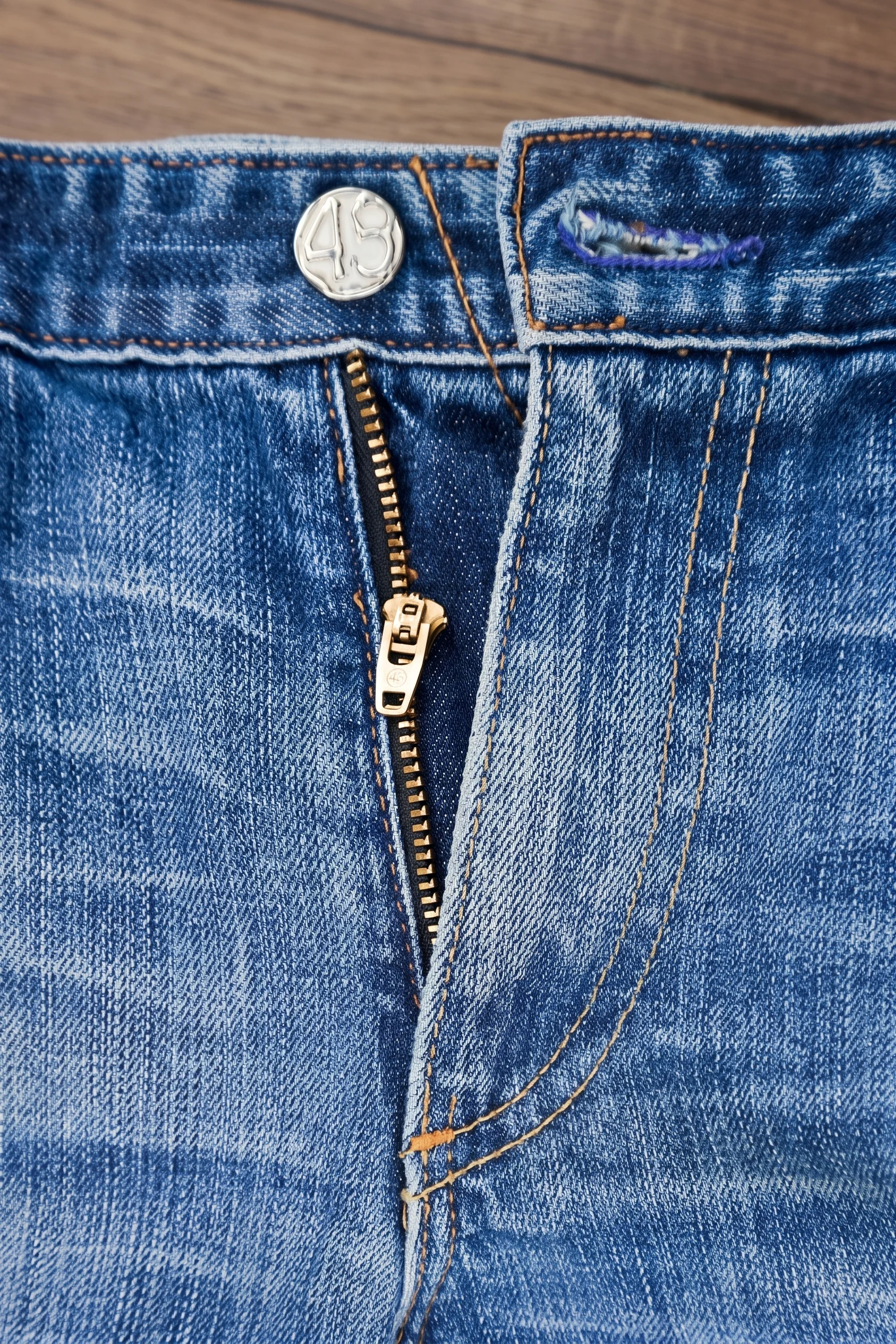 Local Alterations team serving Mubarak Al-Kabeer, Kuwait